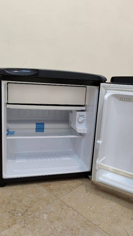 Haier small Room fridge Single Door with mini freezer 3