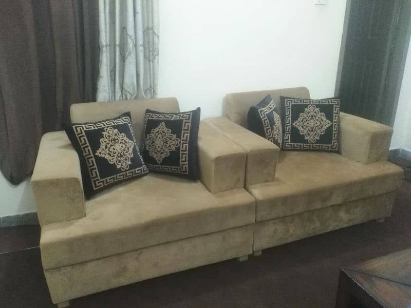 5 Seater Sofa skin velvet and Almost new Condition. . 1