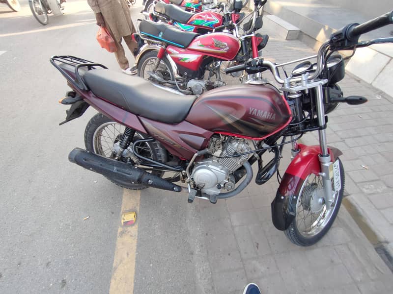 YAMAHA YBZ 125 2020/2019 4