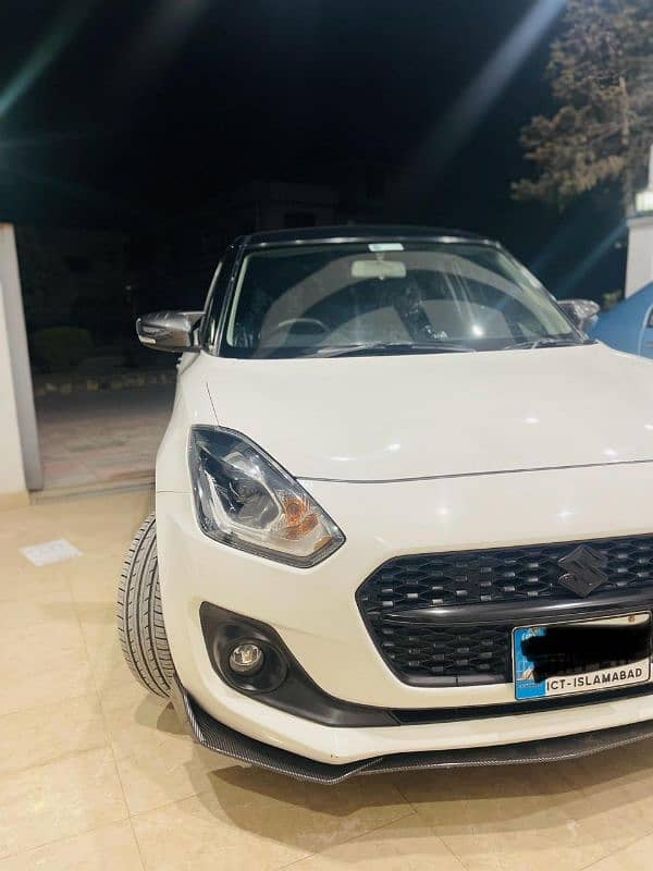 Suzuki Swift 2022 GLX CVT Varient 2