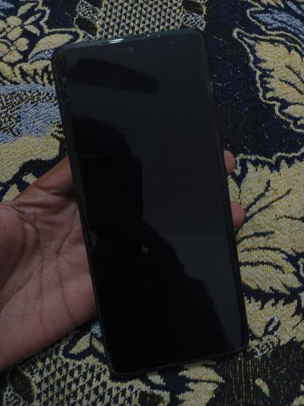 Xiaomi Redmi Note 13 Pro Plus 3