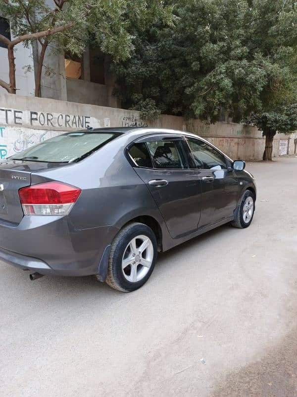 Honda City IVTEC 2011 automatic 5