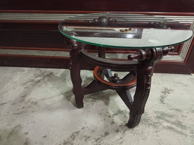 Traditional fency side glass tables 3 piece set 1