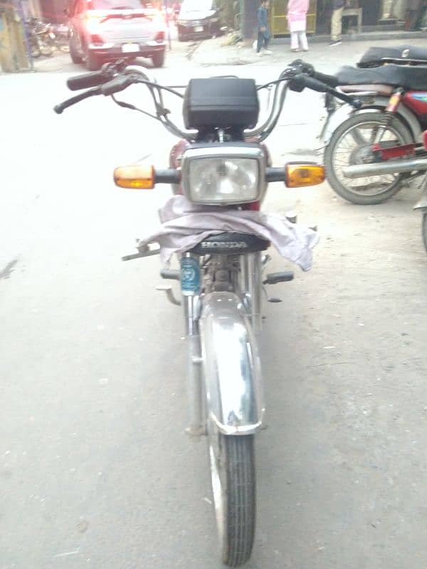 Honda cd 70 0