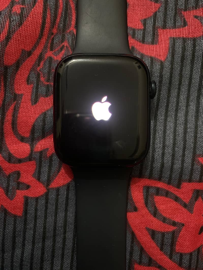 Apple watch series 8 (78k but can be negotiable) 1