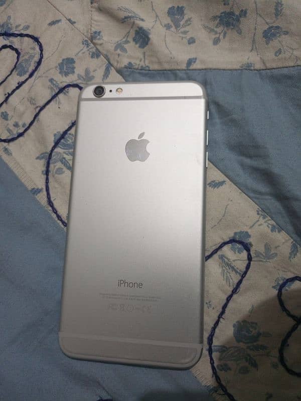 apple 6 good condition phone pta proved 9