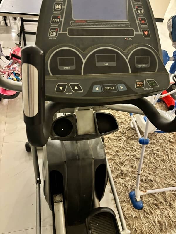 Elliptical machine 4