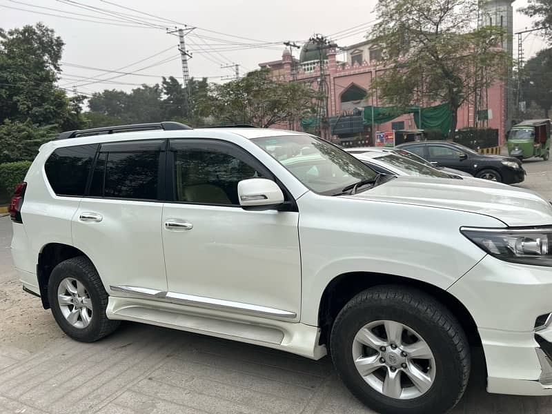 Toyota Prado 2012 4