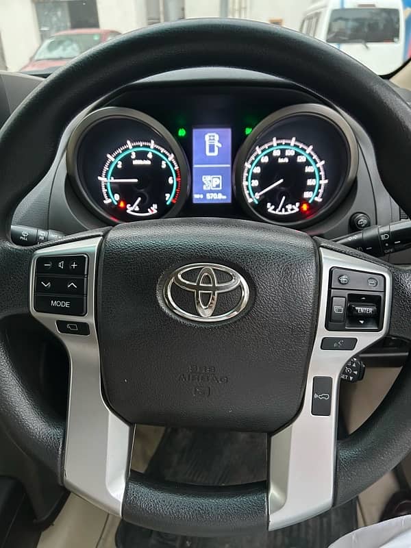 Toyota Prado 2012 5