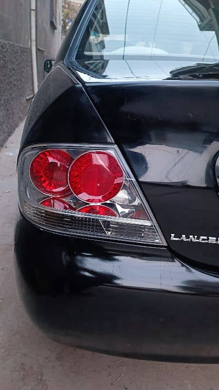 mitsubishi lancer 1.6 GLX Auto SR GV 5