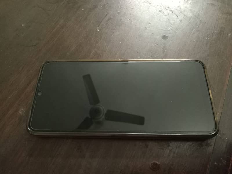 VGOTEL new phone in 10/10 condition 2