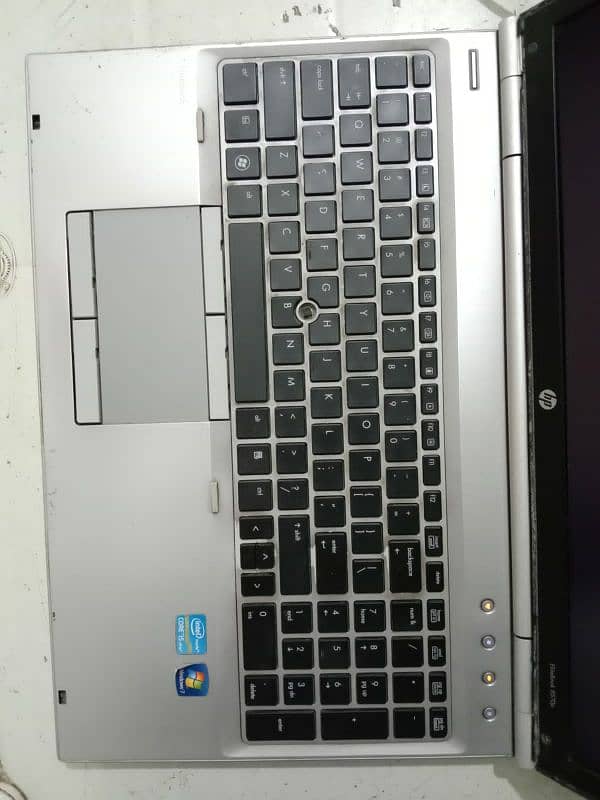 Hp Elitebook 8570p 1