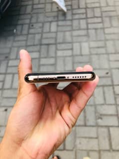 iPhone XS (PTA APPROVED)