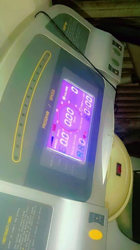 Treadmill with Vibrator 3