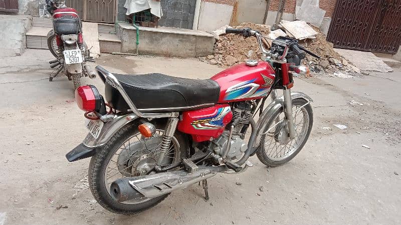 2022 Model Honda 125 4