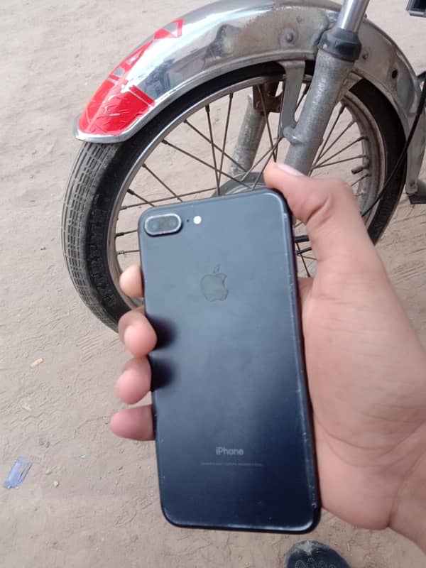 I PHONE 7plus  PTA APPROVED 128GB EXCHANGE POSSIBLE 5