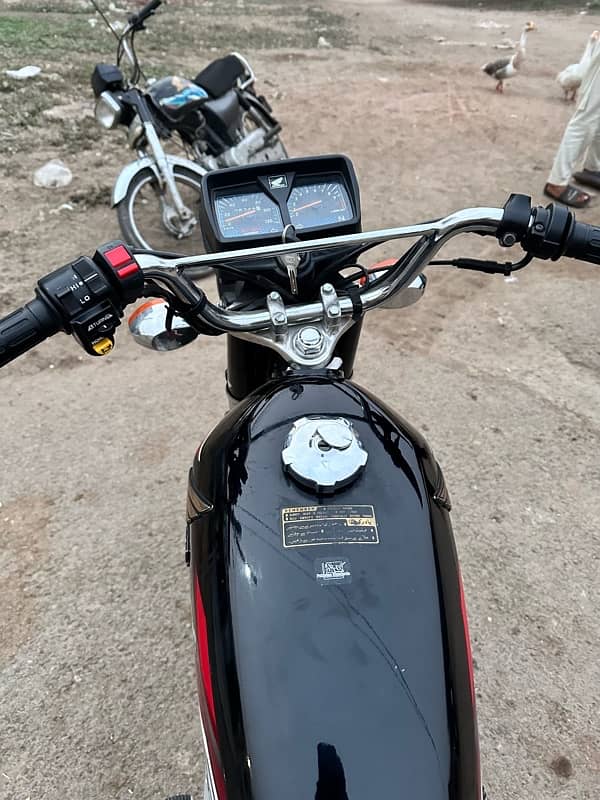 Honda 125 2024 modal for sale urgent need money 5