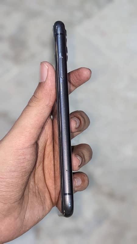 iPhone 11 JV 64GB 1