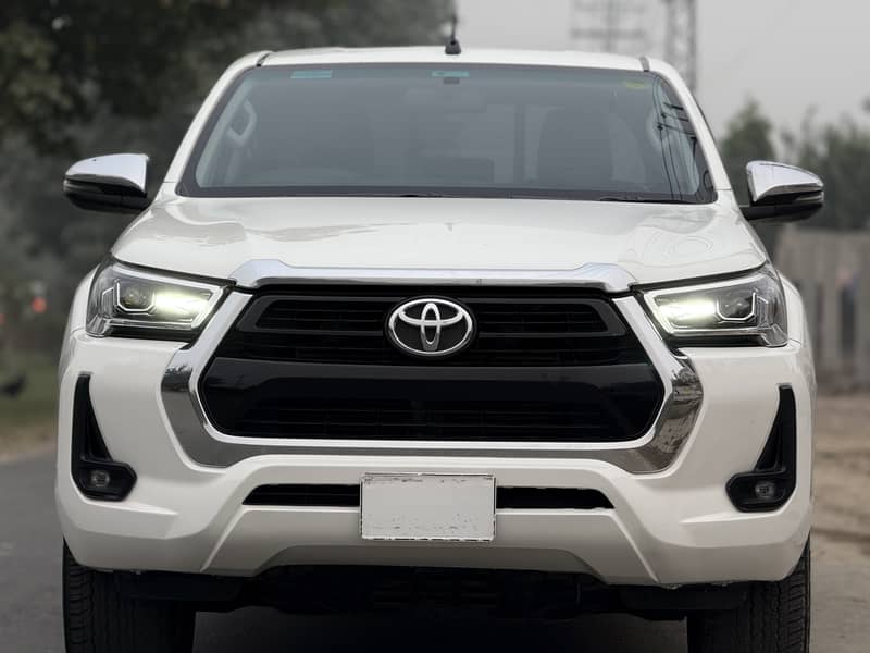 Toyota Hilux Revo 2021 1