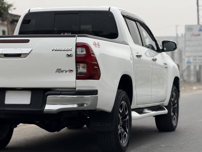 Toyota Hilux Revo 2021 7