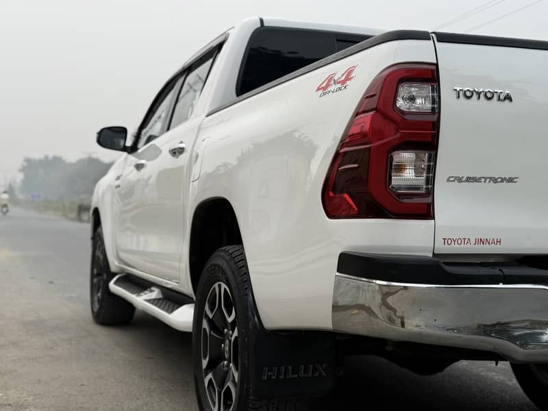 Toyota Hilux Revo 2021 9