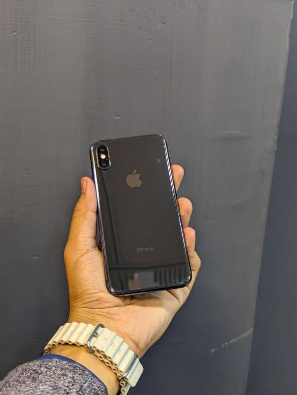 iPhone Xs 0