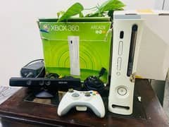 XBOX 360 WITH BOX KINECT ALL ASSESORIES WITH LOADED GAMES 40 plus