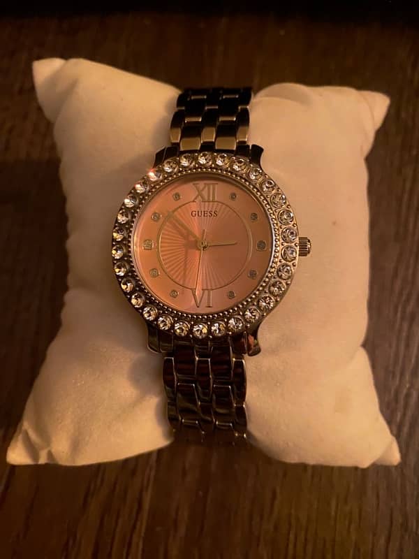 GUESS Ladies Watch 3