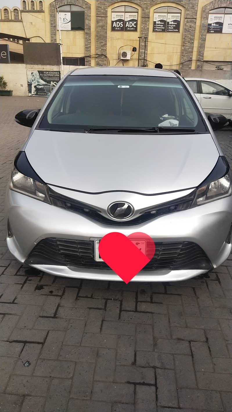 Toyota Vitz 2014 Toyota vitz 14/18 3