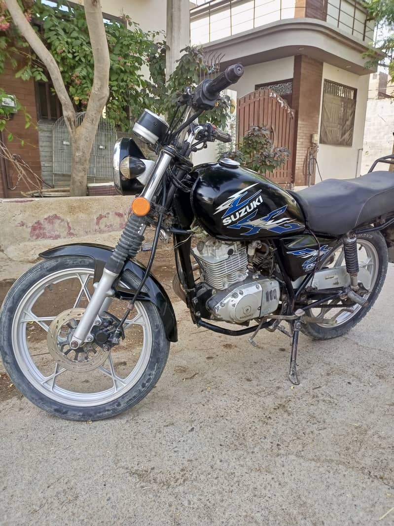 Suzuki GS 150 2018 2