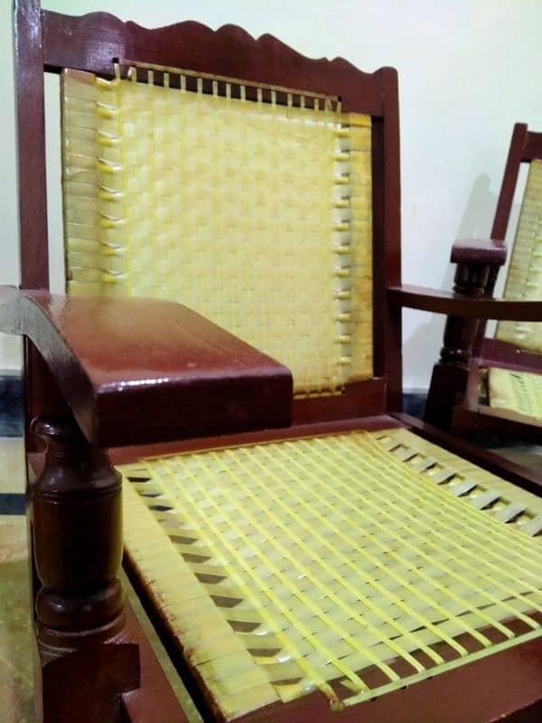 pure wooden chair just like brand new not too use 1