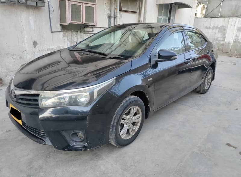 Toyota Corolla XLI 2014 cnvt gli reg 2015 4