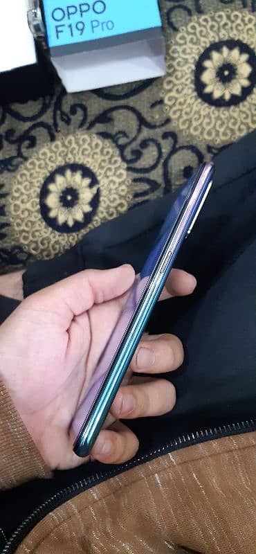 oppo F19 pro 10/10 condition all ok 4