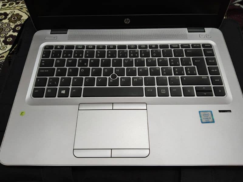 Hp laptop elitebook 0