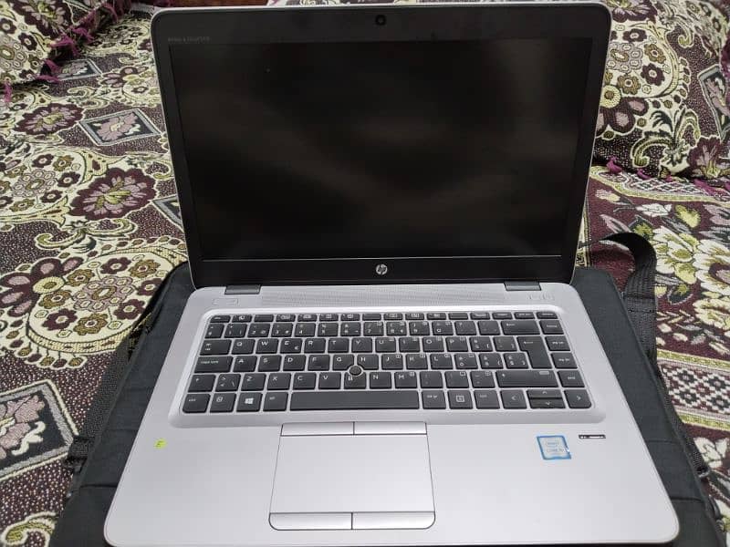 Hp laptop elitebook 1