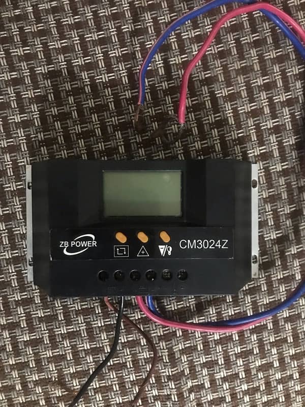 solar panel and small regulator for sale 5