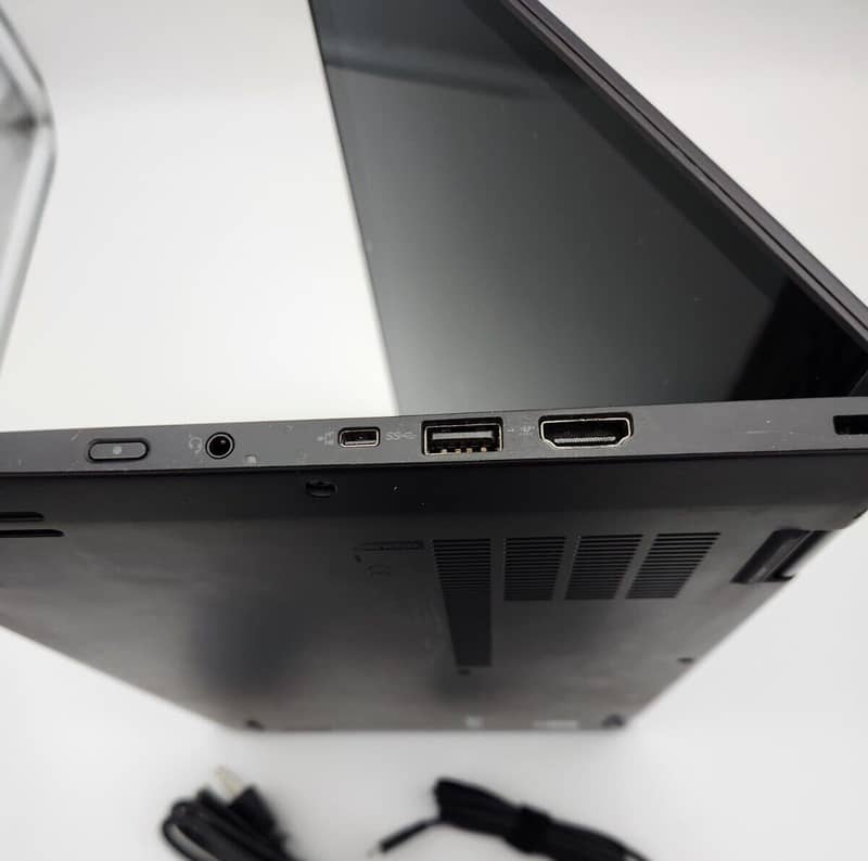 Lenovo X1 Yoga~Core i5 8th Gen/8GB/256GB~New Condition Laptop 4