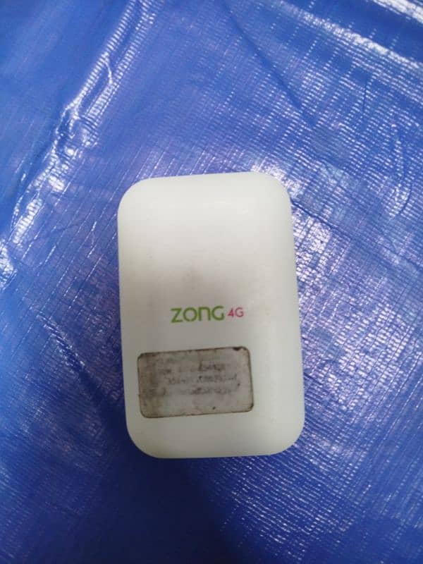 Zong 4g bolt plus 1 month used only 1