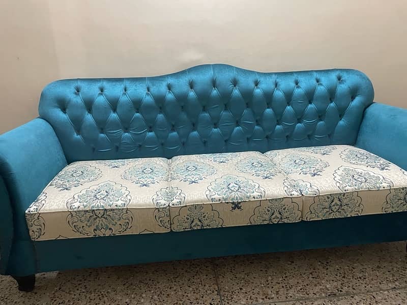 Selling these 5 seater sofa set for 55000 1