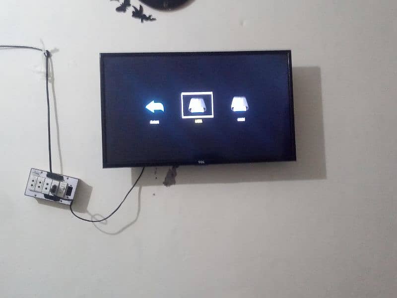 TCL led 0