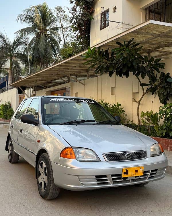 Suzuki Cultus VXR 2005 Silver Color Power windows 3