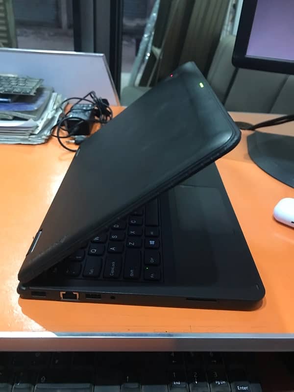 Lenovo 11e 1