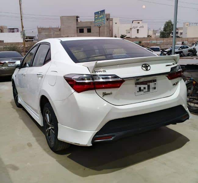 Toyota Altis Grande 2017/2018 3