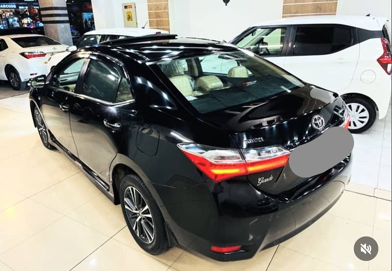 Toyota Altis Grande 2020/21 3