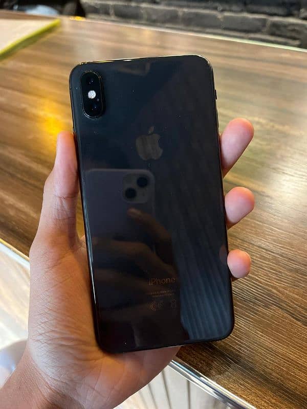 Iphone Xs max 256gb Pta Approved. 0