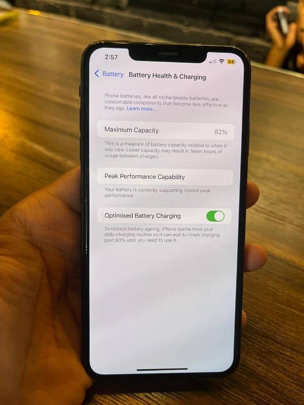 Iphone Xs max 256gb Pta Approved. 6