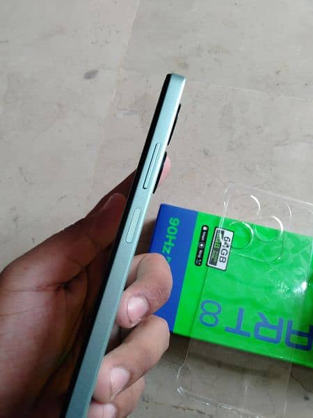 infinix Smart 8 4 GB ram 64 GB memory 0319/3612/581 1