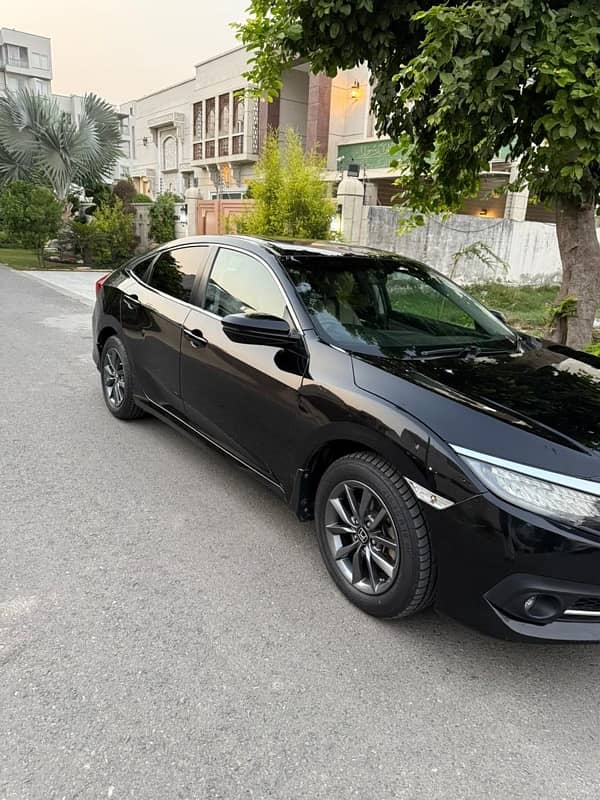 Honda Civic Oriel 2020 10