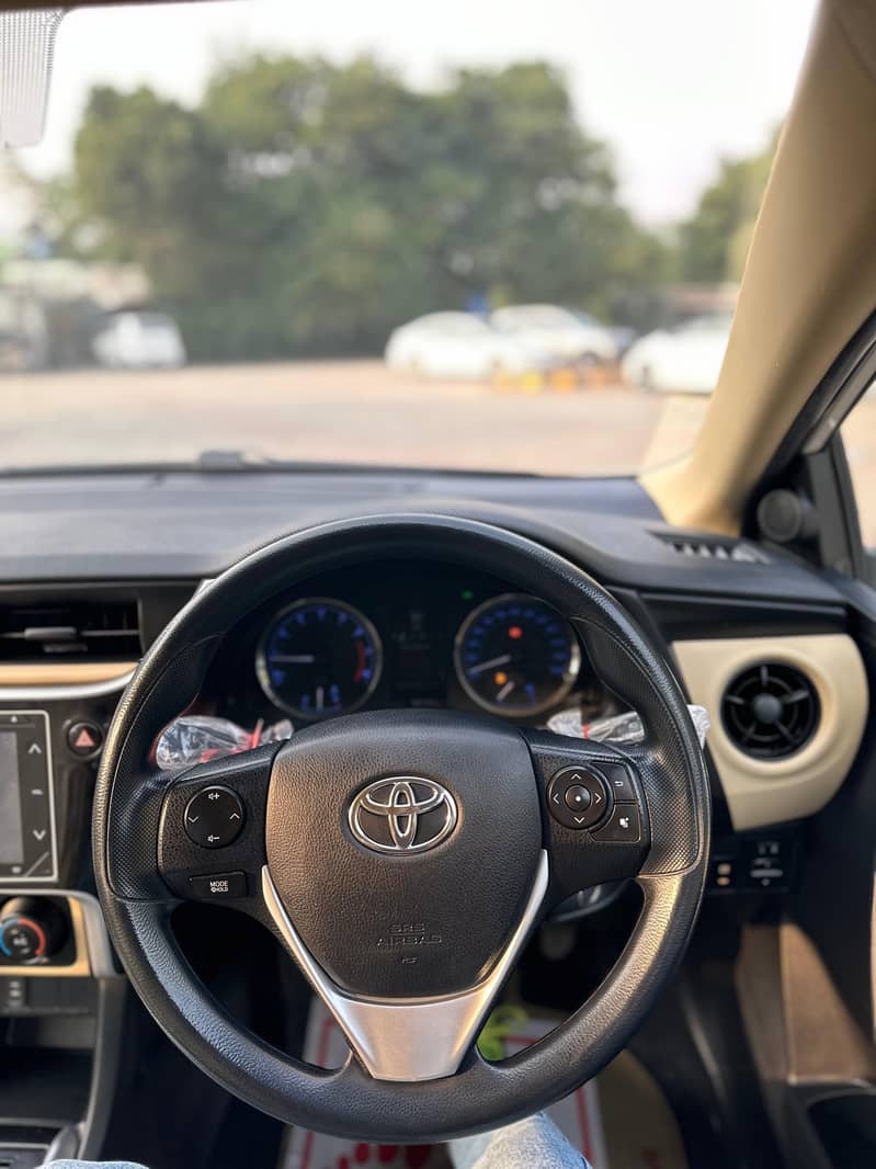 Toyota Corolla Altis 2019 1.6 10