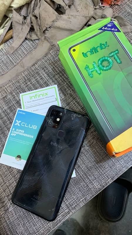 ifinix hot 10 4/64GB 5200mh battery with box 2